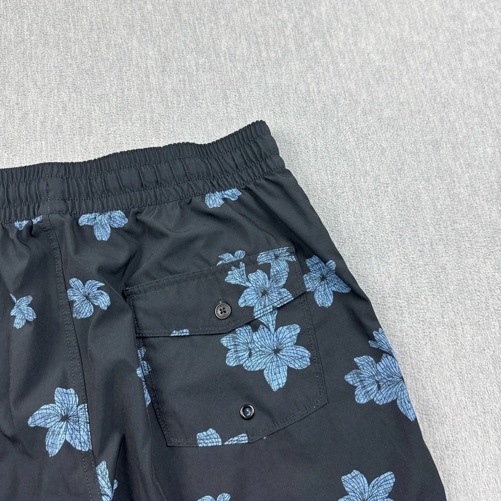Travis Mathew Shorts Mens Medium Black Blue Floral Boardshort‎ Swim Trunks Surf